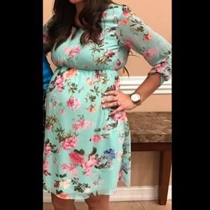 Floral maternity dress